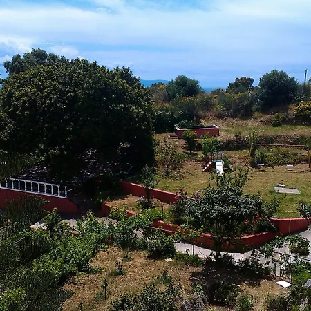 ホテル Karavados Beach Hotel Karavádhos