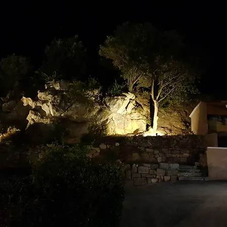 ホテル Karavados Beach Hotel