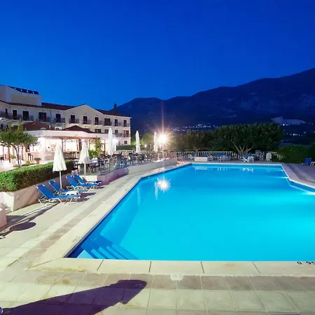 ホテル Karavados Beach Hotel 3*