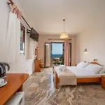 Karavados Beach Hotel Karavádhos