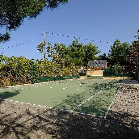 Karavados Beach Hotel Ξενοδοχείο