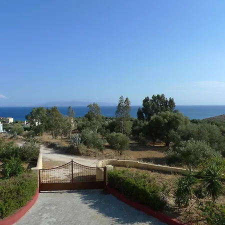 Karavados Beach Hotel Karavádhos