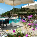 Karavados Beach Hotel 호텔 3*