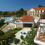Karavados Beach Hotel 호텔