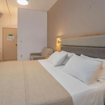 Hotel Karavados Beach Hotel 3*