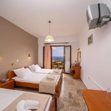 Hotel Karavados Beach Hotel 3*