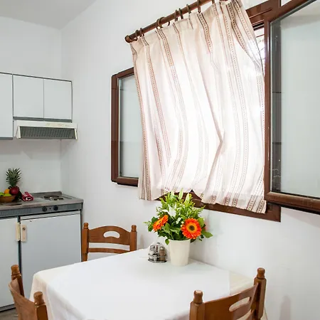 Karavados Beach Hotel فندق Karavádhos