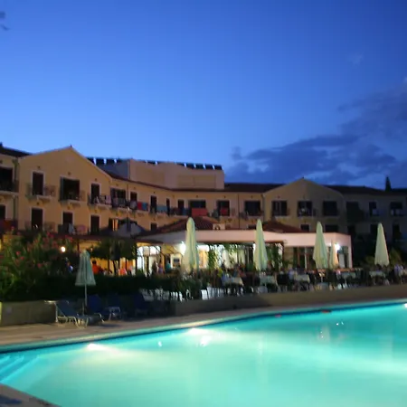 호텔 Karavados Beach Hotel Karavádhos