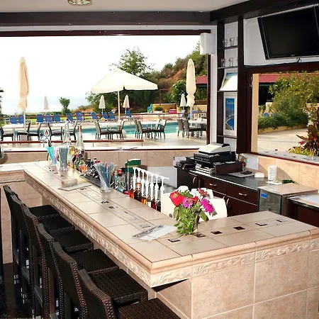 Karavados Beach Hotel Hotel
