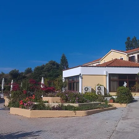 Hotel Karavados Beach Hotel 3*